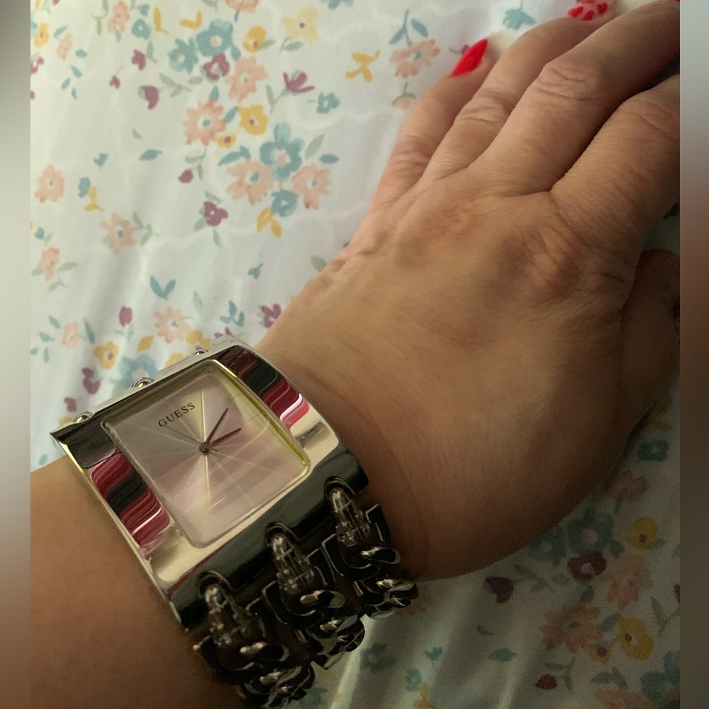 🔥GUESS WATCH🔥 - Picture 12 of 13
